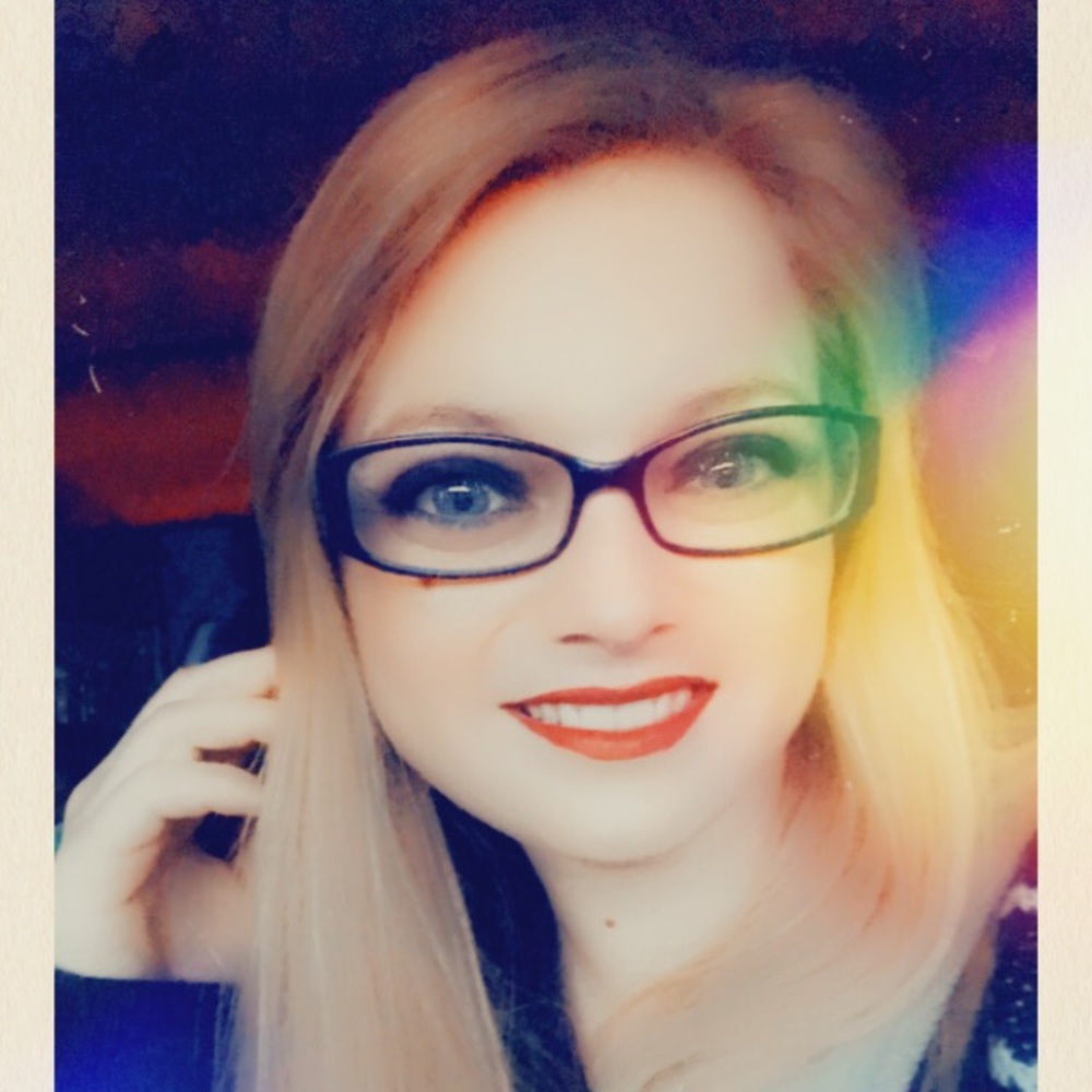 Meet your Posher, Sandy